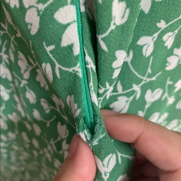 ❌SOLD❌REFORMATION HARPER DRESS SIZE 12 - Picture 6 of 8